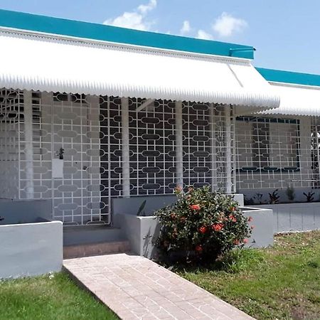 Casa Del Sol -Unit B Villa Bayamon Buitenkant foto