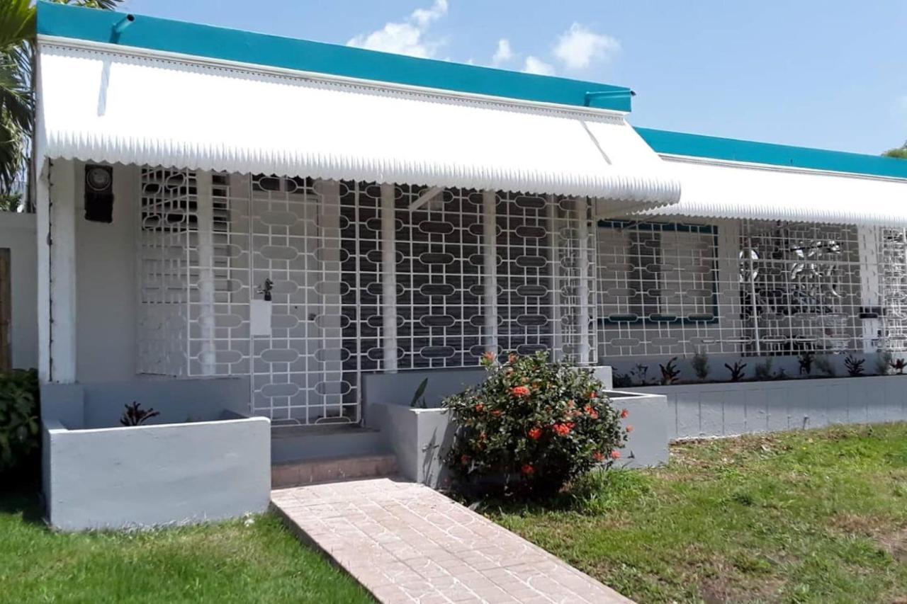 Casa Del Sol -Unit B Villa Bayamon Buitenkant foto